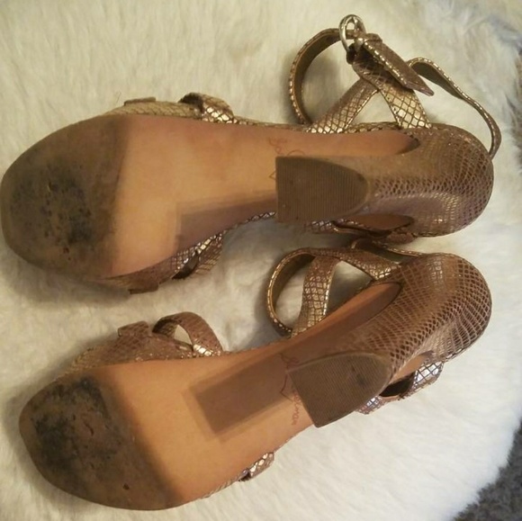 Sam Edelman Gold Shoes - Picture 3 of 3